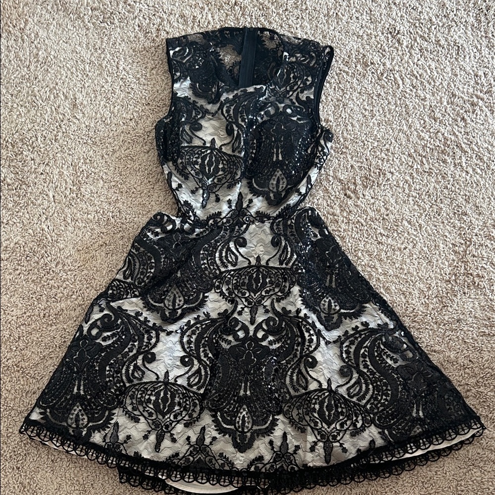 Stunning Black w nude lining Lace Mini Dress